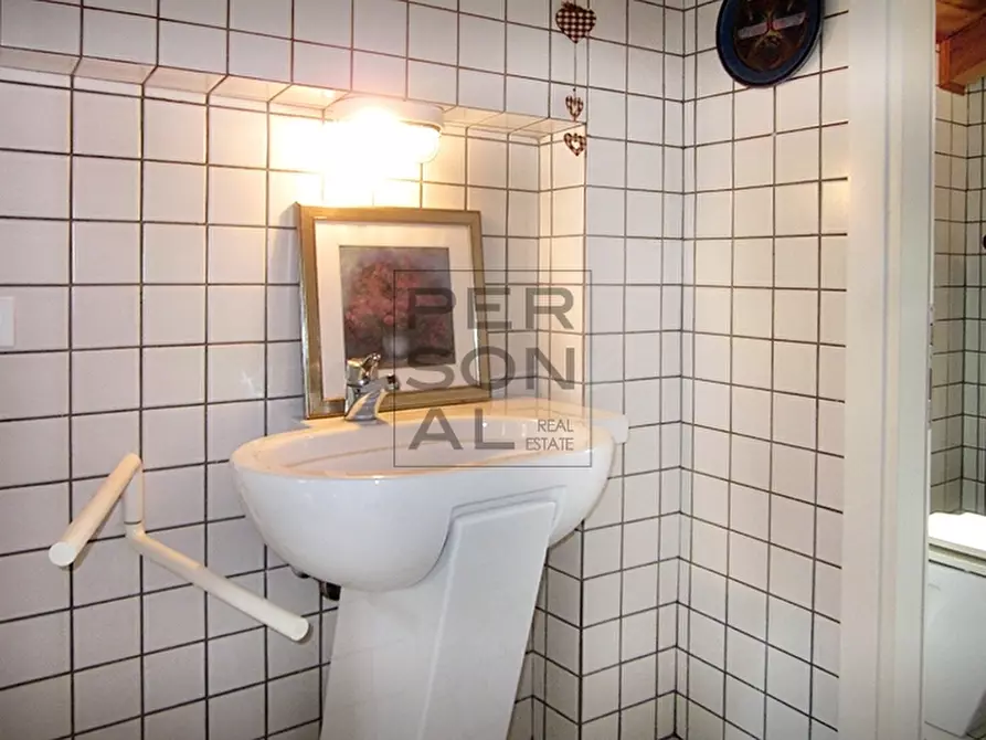 Immagine 9 di Camera in vendita  a Civezzano