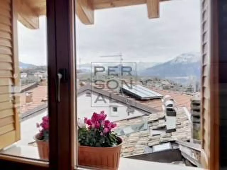 Immagine 1 di Camera in vendita  a Trento