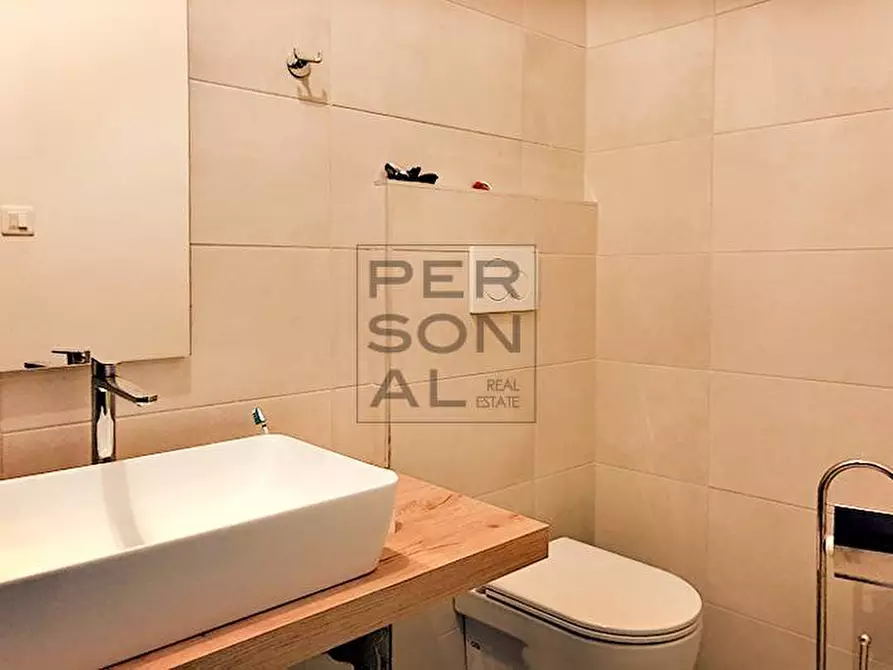 Immagine 11 di Appartamento in vendita  a Trento