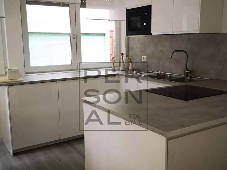 Immagine 3 di Appartamento in vendita  in Via San Bernardino a Trento