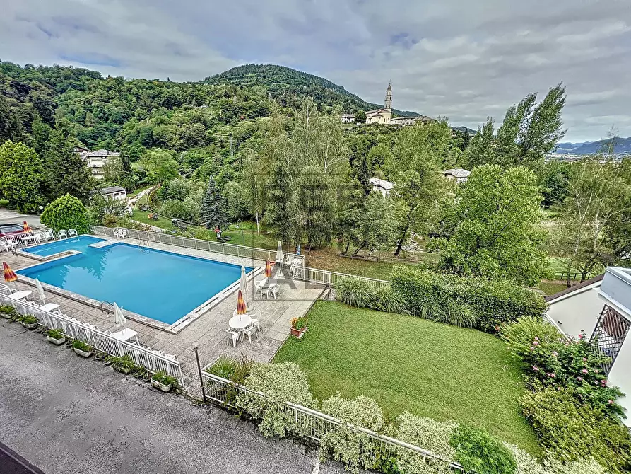 Immagine 30 di Appartamento in vendita  in Calceranica Al Lago a Calceranica Al Lago