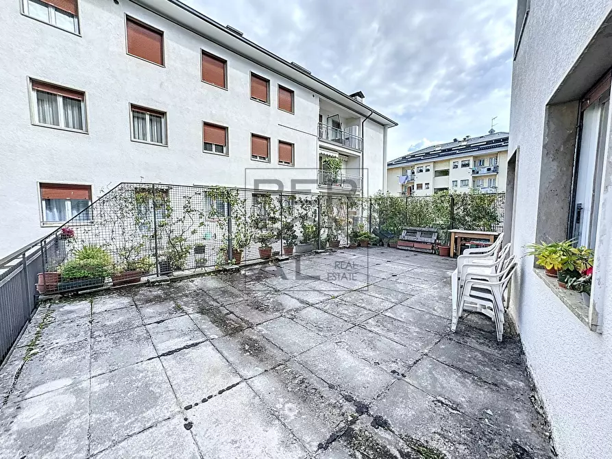 Immagine 9 di Appartamento in vendita  in Piazza Generale Cantore a Trento