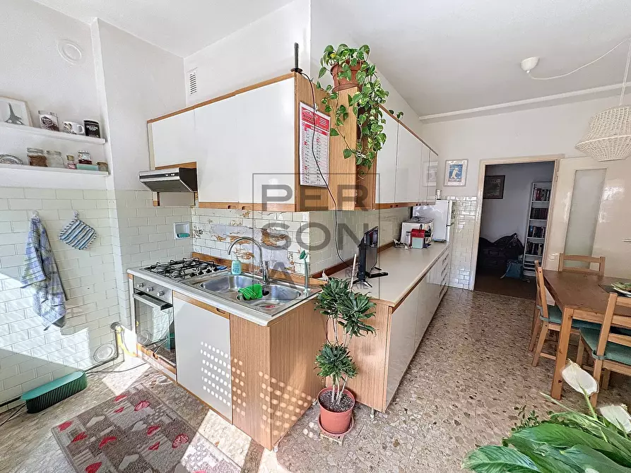 Immagine 11 di Appartamento in vendita  in Piazza Generale Cantore a Trento