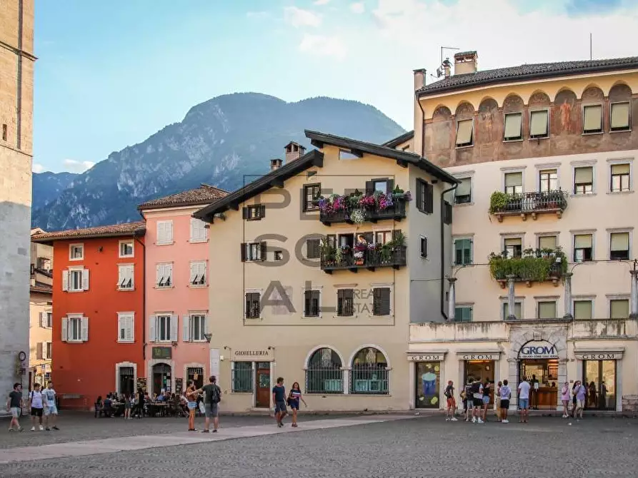 Immagine 1 di Bar / Ristorante in vendita  a Trento