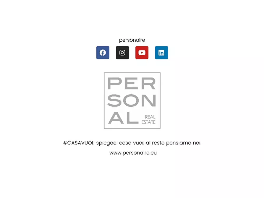 Immagine 3 di Magazzino in vendita  a Trento