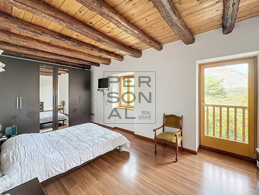 Immagine 3 di Casa indipendente in vendita  a Cavedine