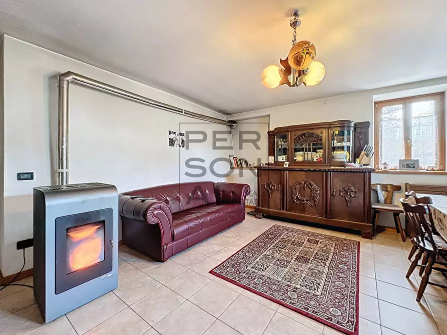 Immagine 6 di Casa indipendente in vendita  a Cavedine