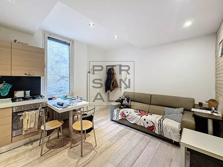 Immagine 3 di Appartamento in vendita  a Trento