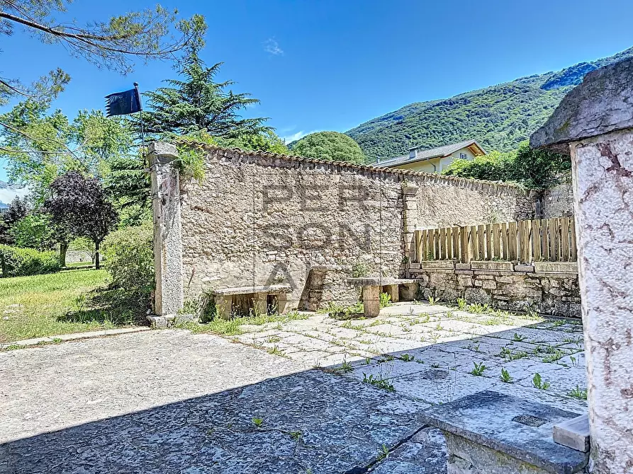 Immagine 27 di Villa in vendita  a Madruzzo