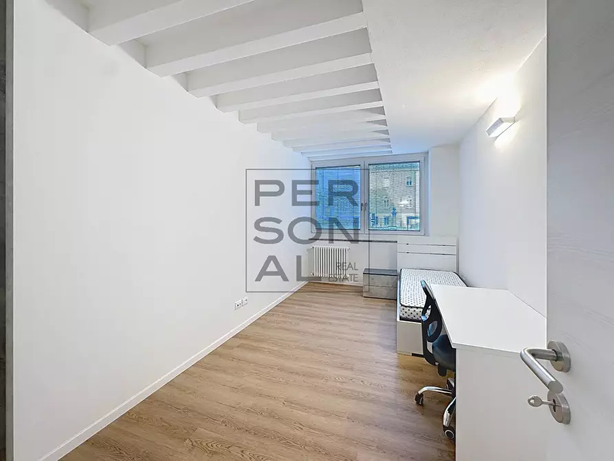 Immagine 10 di Appartamento in affitto  a Trento