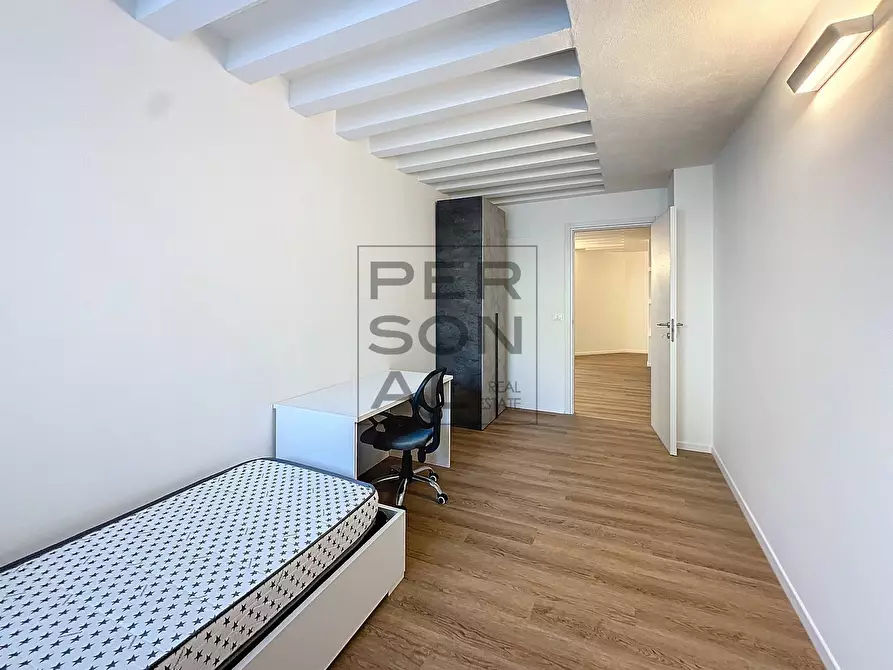 Immagine 13 di Appartamento in affitto  a Trento
