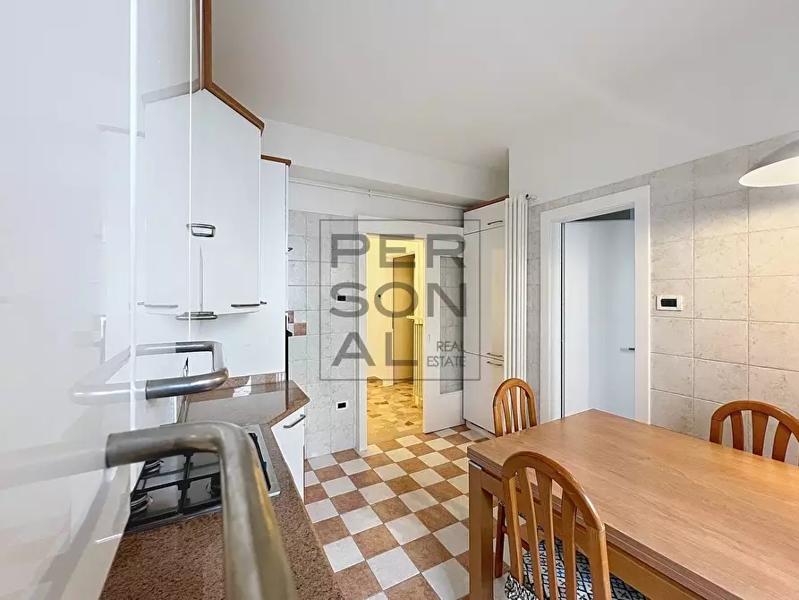 Immagine 4 di Appartamento in vendita  a Trento