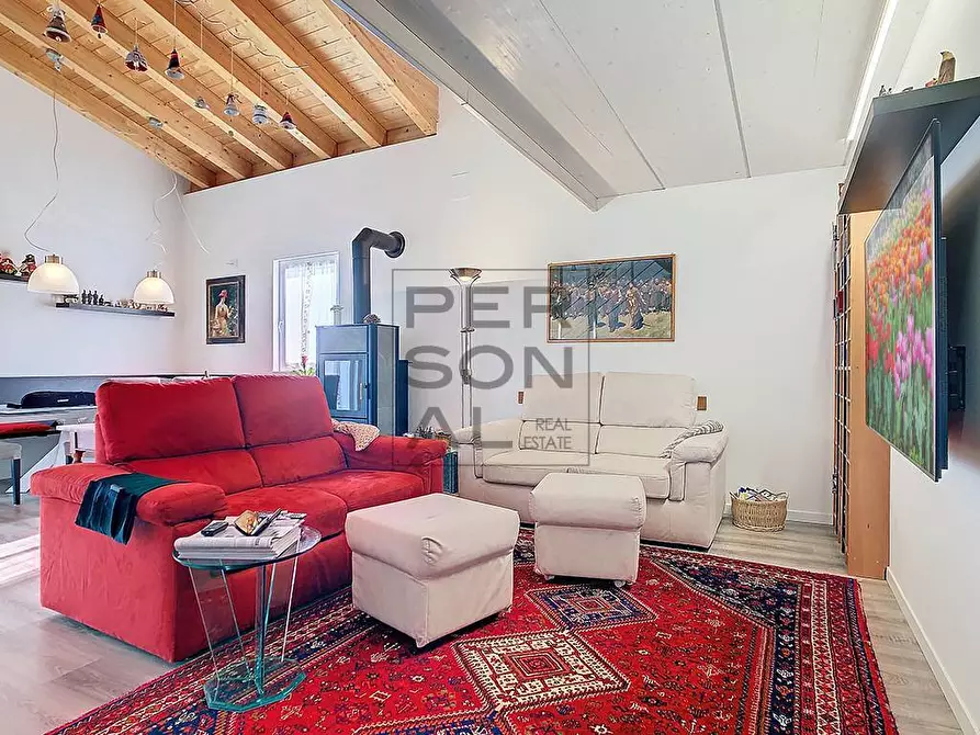 Immagine 1 di Casa bifamiliare in vendita  a Garniga Terme