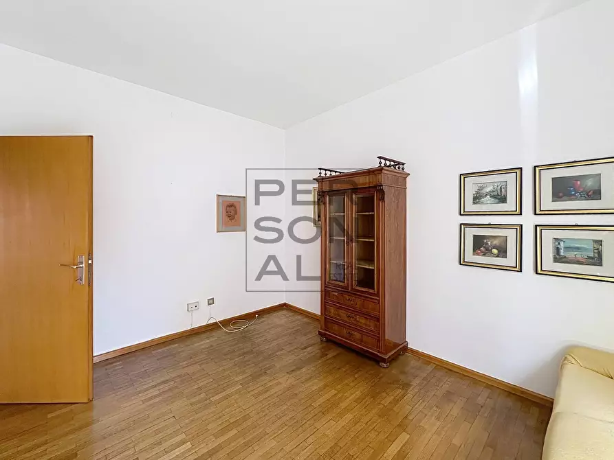 Immagine 13 di Appartamento in vendita  a Trento