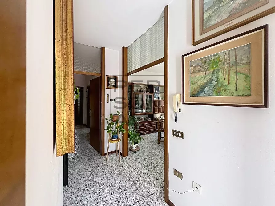 Immagine 10 di Appartamento in vendita  a Arco