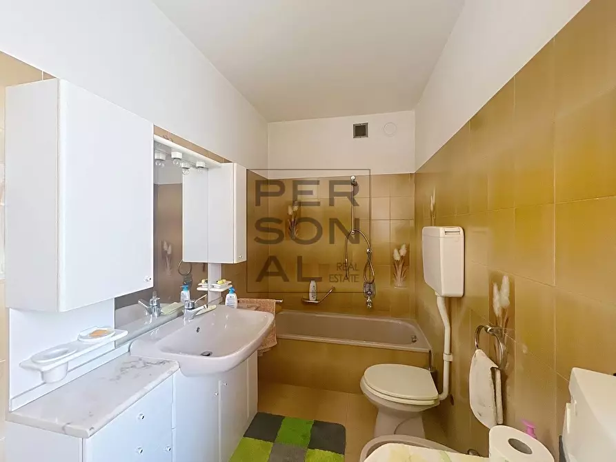 Immagine 13 di Appartamento in vendita  a Arco