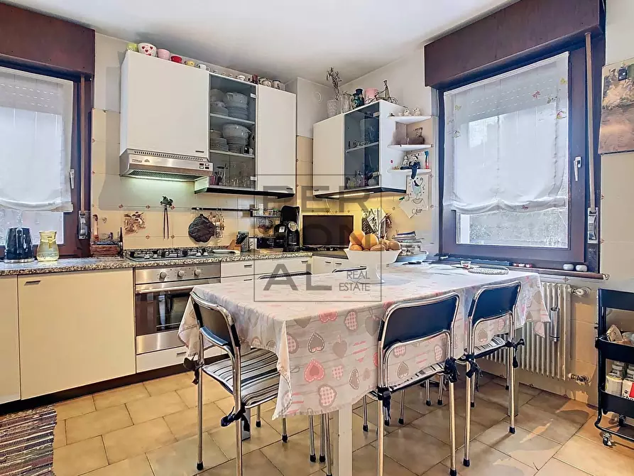 Immagine 6 di Appartamento in vendita  a Trento