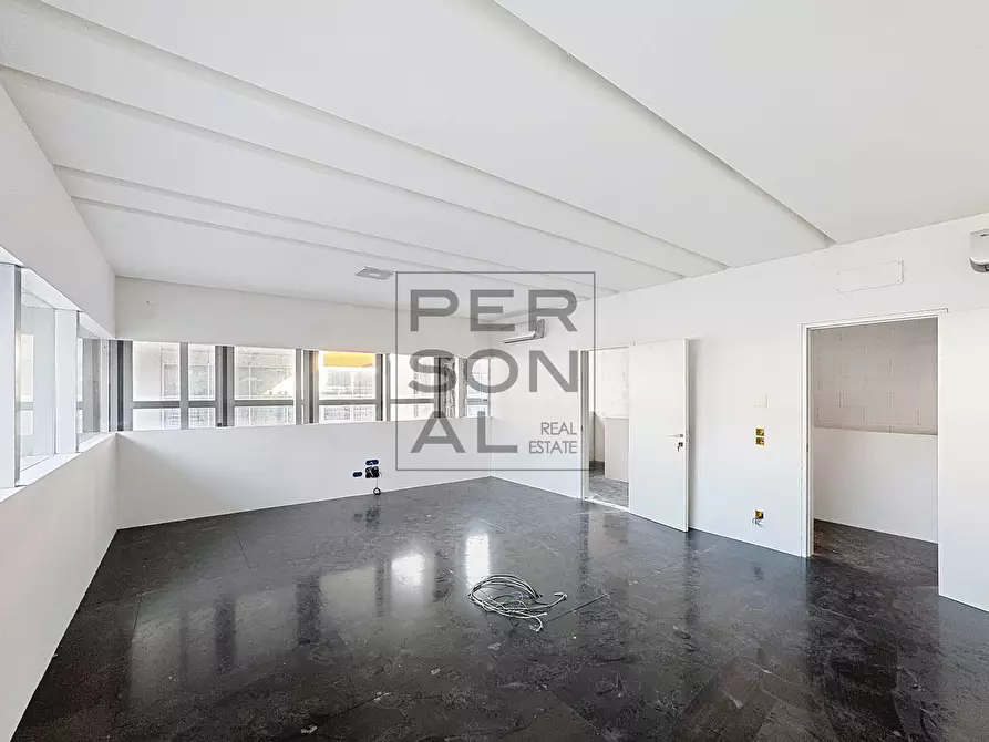 Immagine 11 di Ufficio in vendita  in Mattarello a Trento