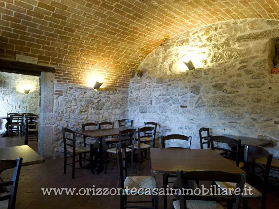 Immagine 9 di Casa indipendente in vendita  a Ascoli Piceno