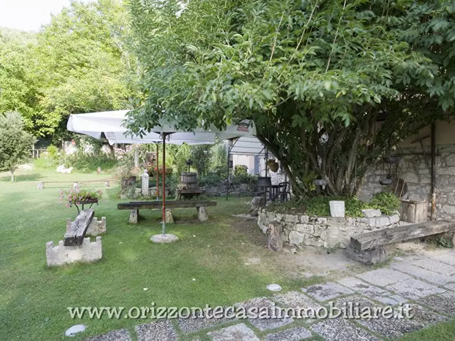 Immagine 26 di Casa indipendente in vendita  a Ascoli Piceno