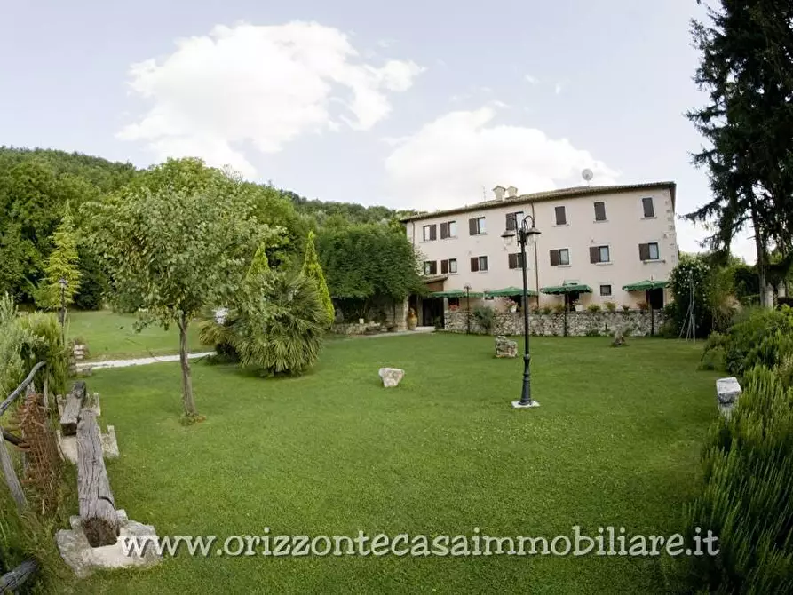 Immagine 27 di Casa indipendente in vendita  a Ascoli Piceno