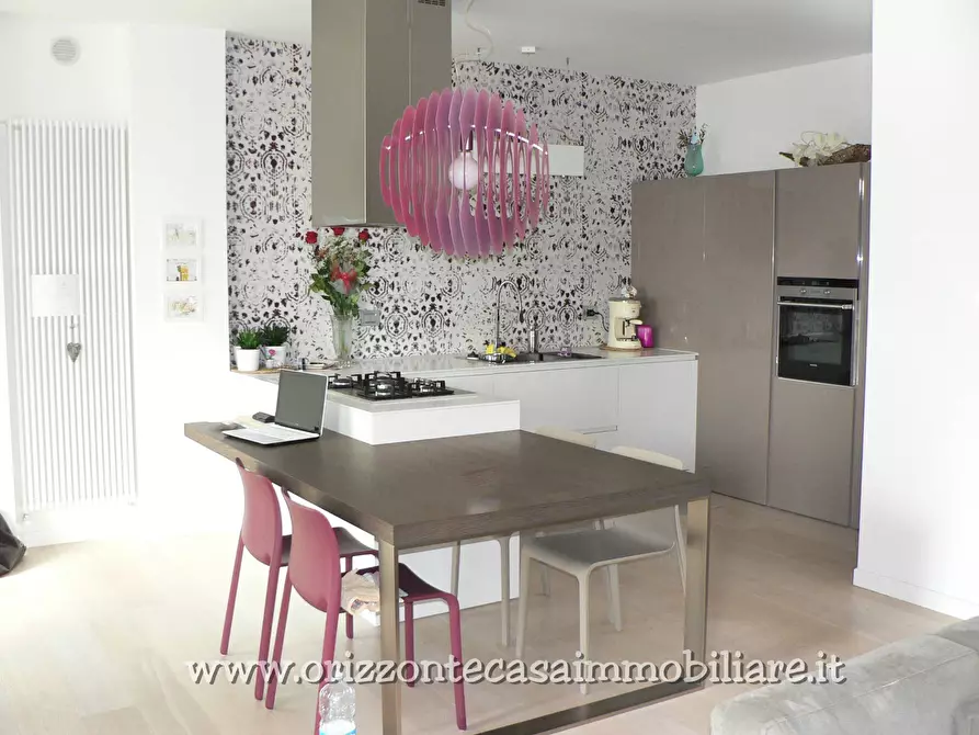 Immagine 8 di Appartamento in vendita  a Grottammare