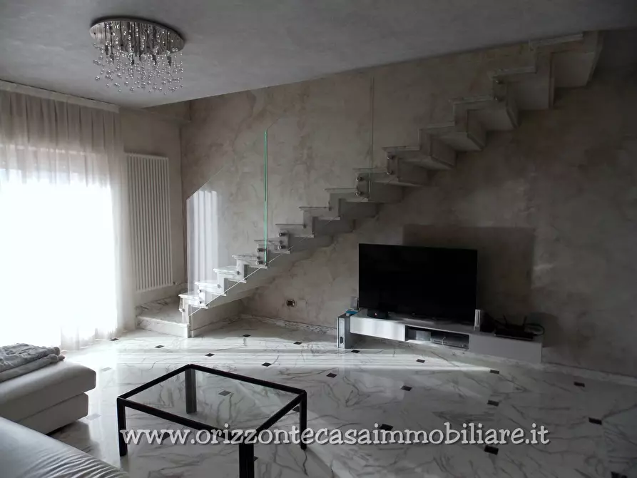 Immagine 2 di Appartamento in vendita  a Spinetoli