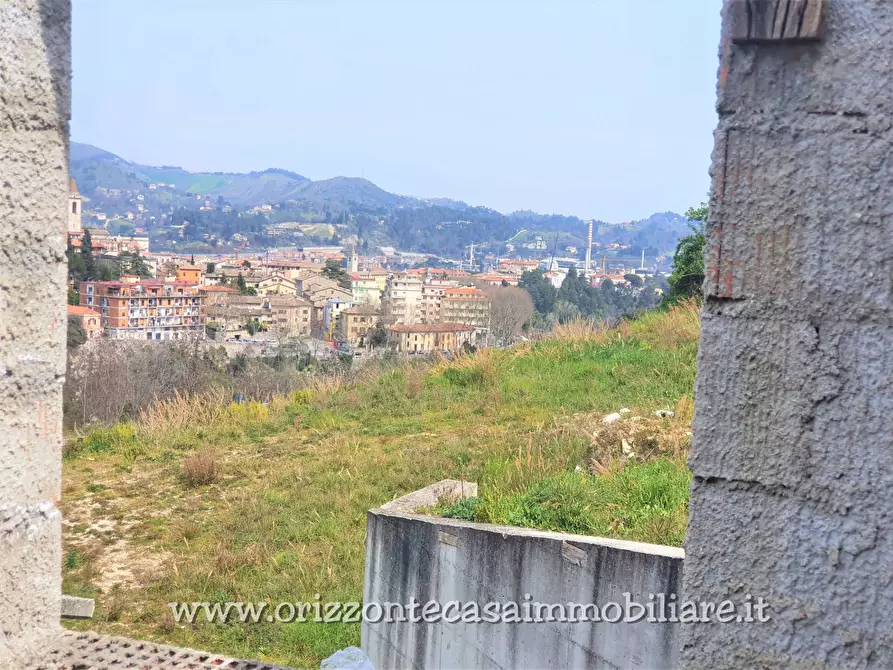 Immagine 1 di Rustico / casale in vendita  a Ascoli Piceno