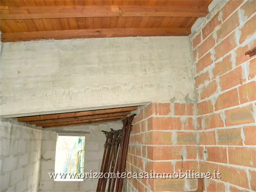 Immagine 21 di Rustico / casale in vendita  a Ascoli Piceno