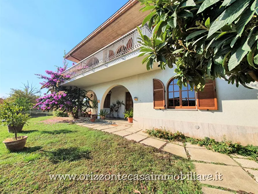 Immagine 3 di Villa in vendita  a Spinetoli