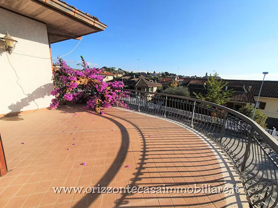 Immagine 13 di Villa in vendita  a Spinetoli