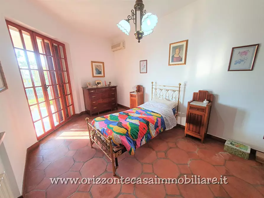 Immagine 26 di Villa in vendita  a Spinetoli