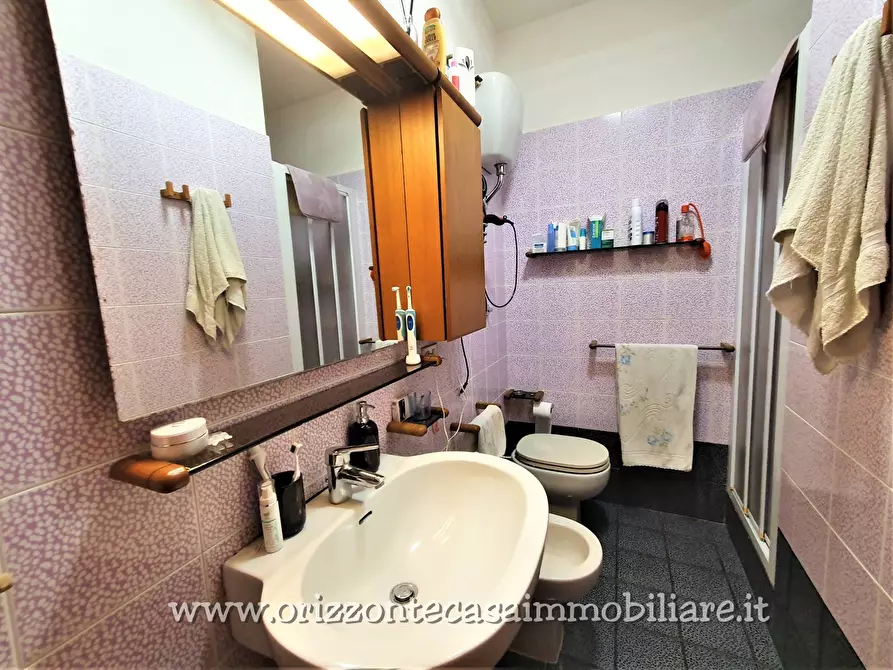 Immagine 20 di Appartamento in vendita  a Folignano