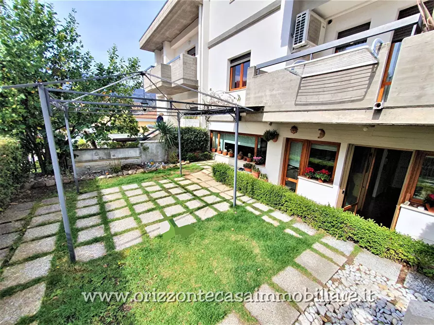 Immagine 26 di Appartamento in vendita  a Folignano