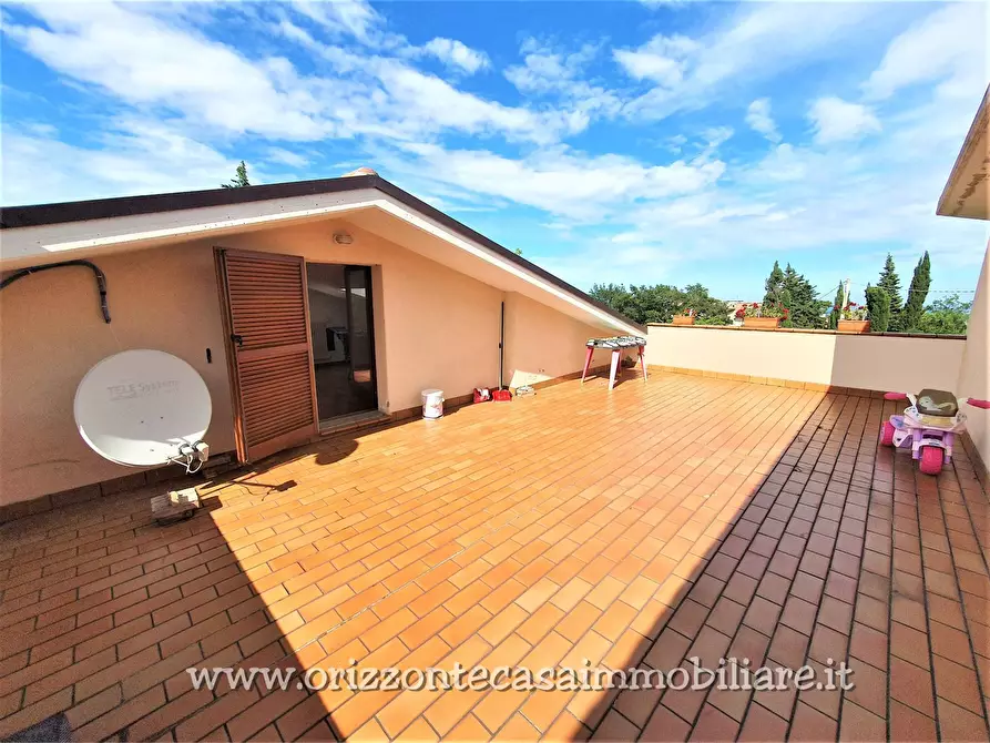 Immagine 27 di Villa in vendita  a Ascoli Piceno