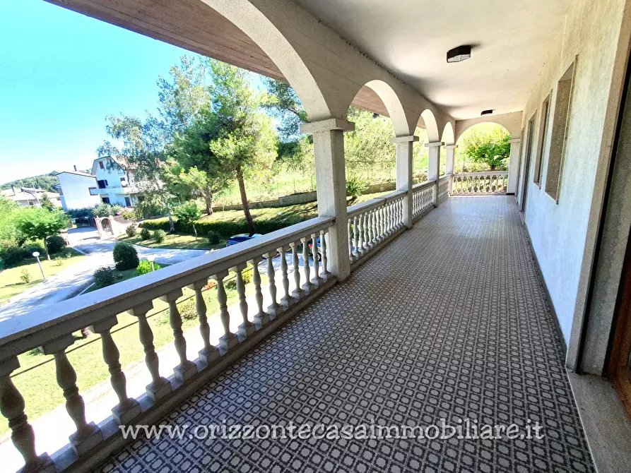 Immagine 23 di Villa in vendita  a Ascoli Piceno