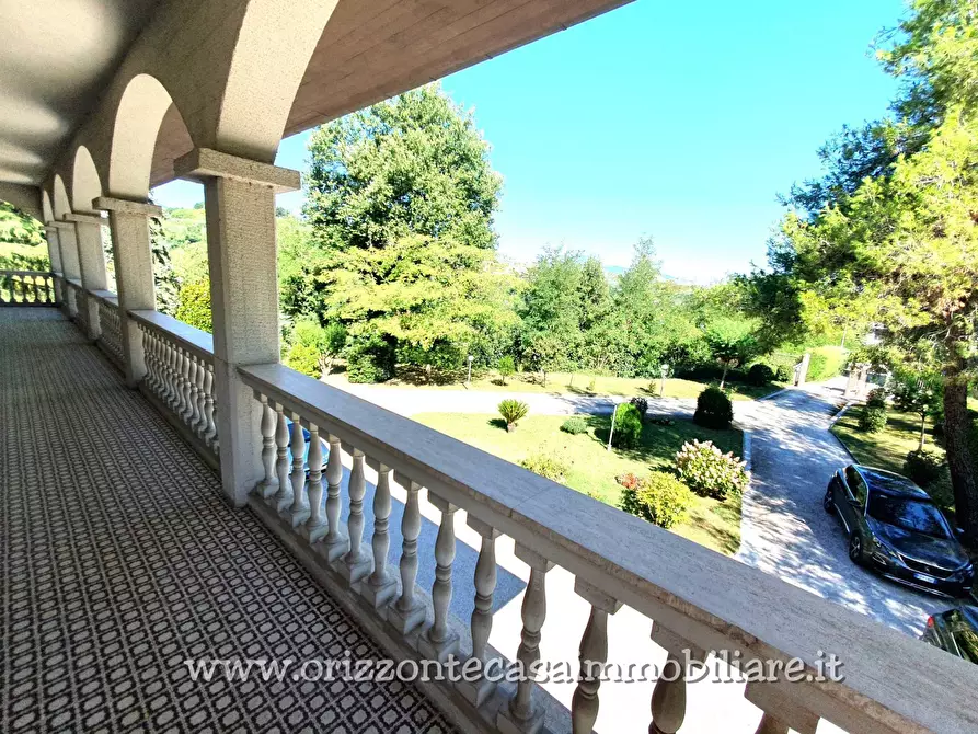 Immagine 24 di Villa in vendita  a Ascoli Piceno