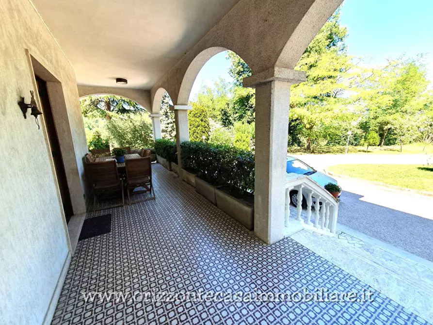 Immagine 26 di Villa in vendita  a Ascoli Piceno