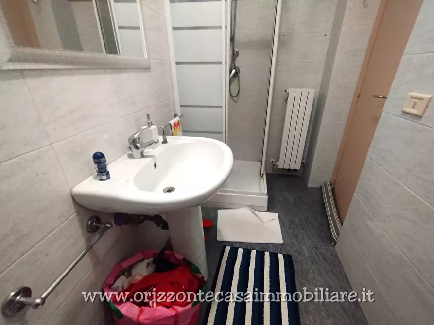 Immagine 19 di Appartamento in vendita  a Folignano