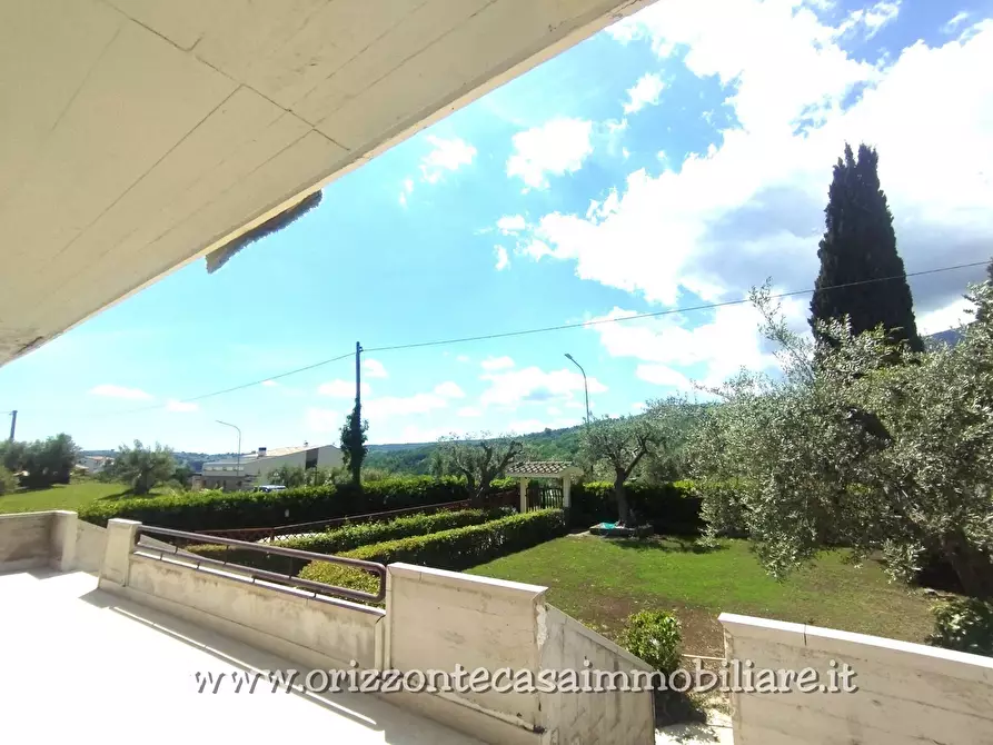 Immagine 23 di Appartamento in vendita  a Folignano