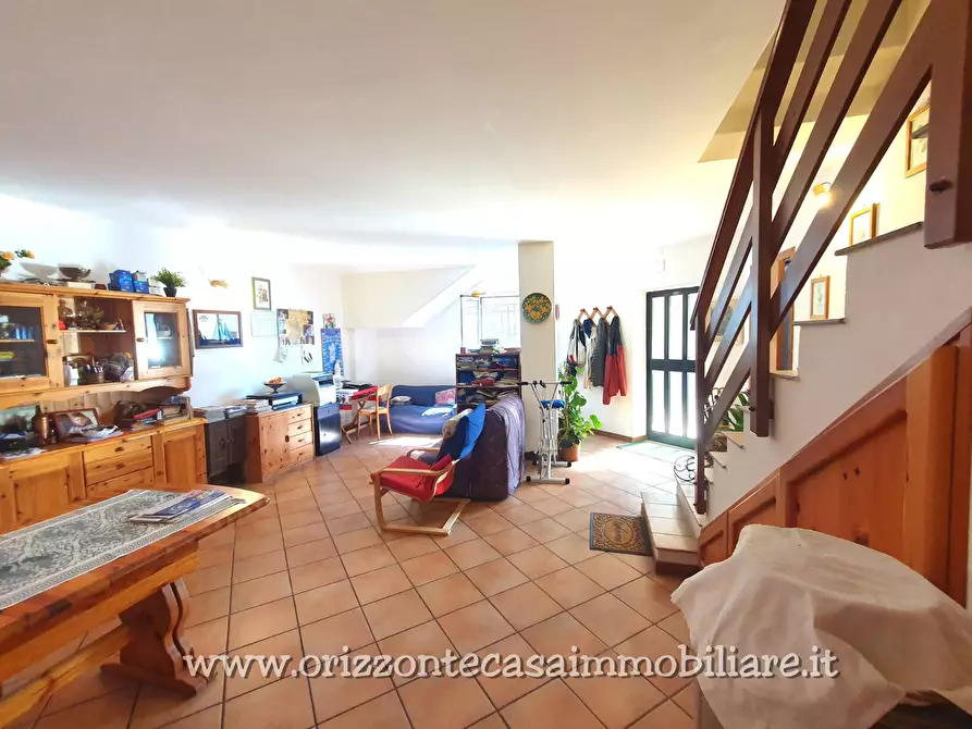 Immagine 21 di Appartamento in vendita  a Ascoli Piceno