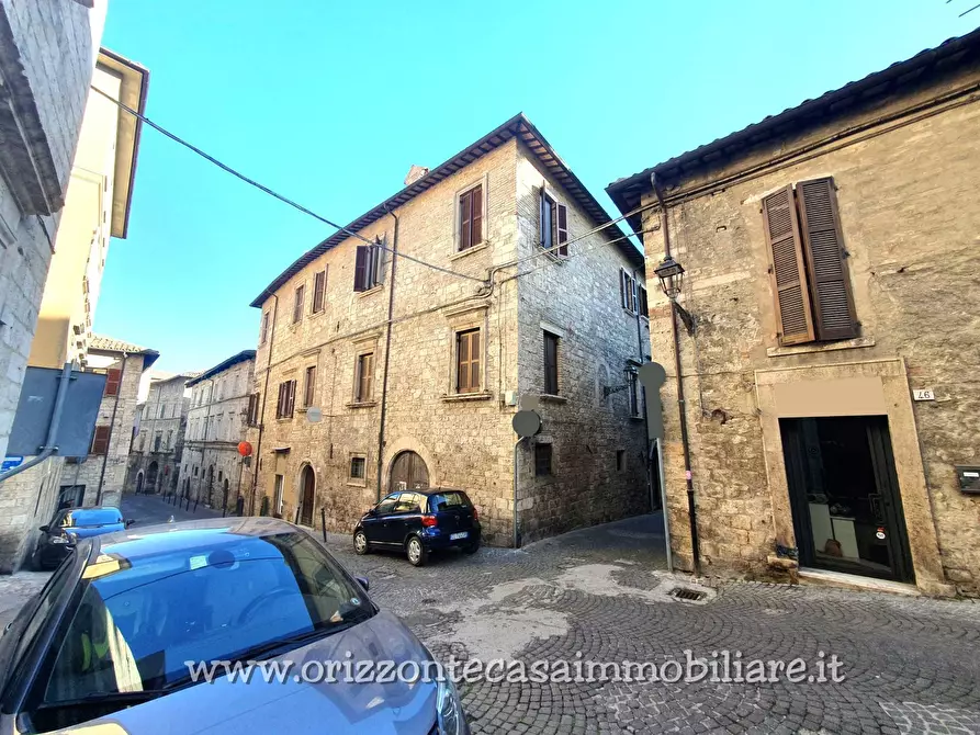 Immagine 4 di Appartamento in vendita  a Ascoli Piceno