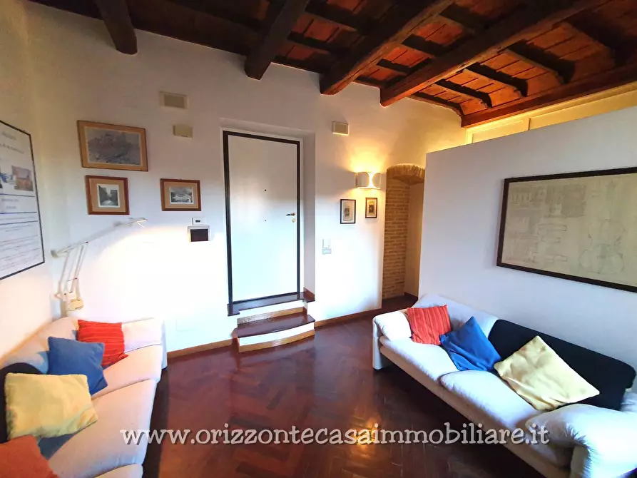 Immagine 17 di Appartamento in vendita  a Ascoli Piceno