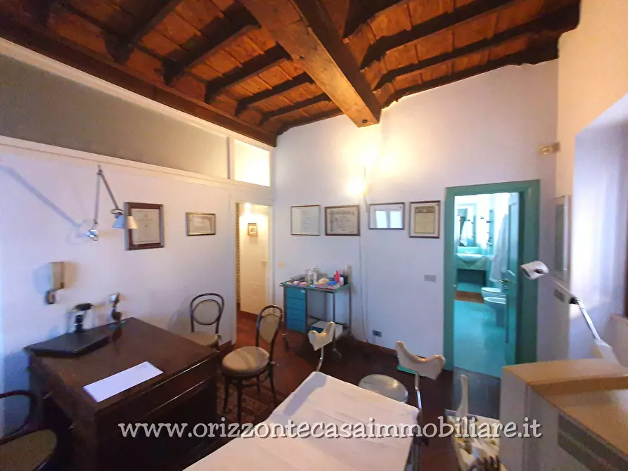 Immagine 22 di Appartamento in vendita  a Ascoli Piceno