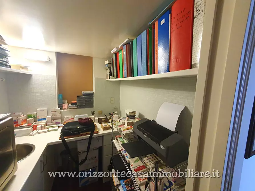 Immagine 25 di Appartamento in vendita  a Ascoli Piceno