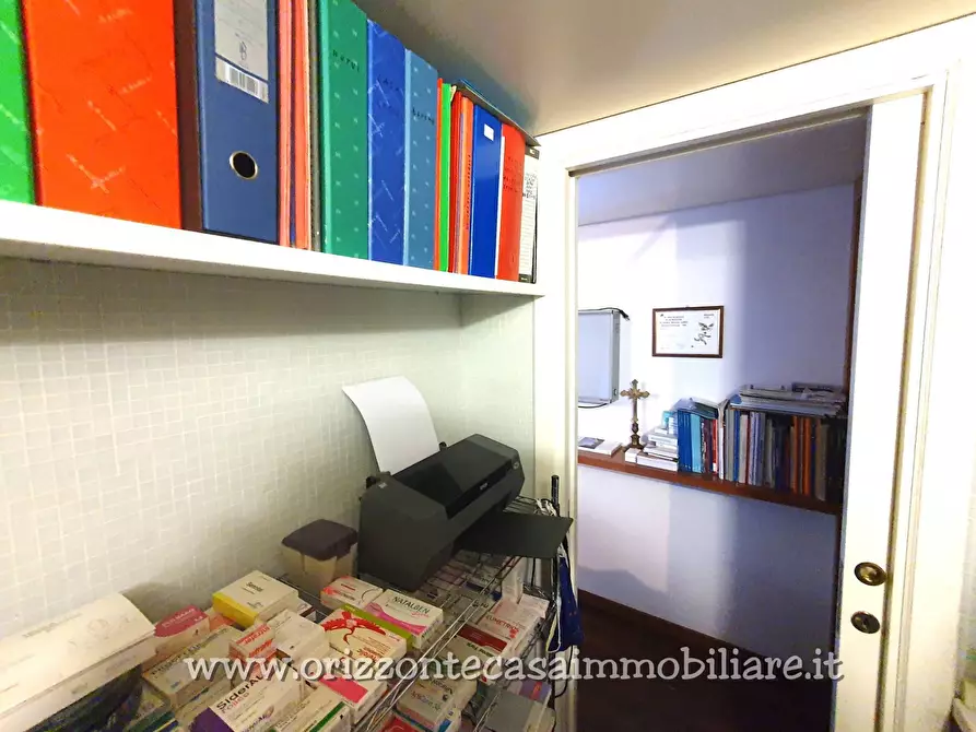 Immagine 26 di Appartamento in vendita  a Ascoli Piceno