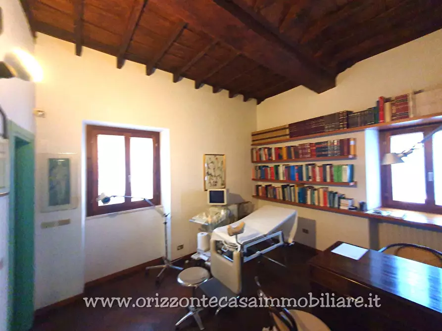 Immagine 27 di Appartamento in vendita  a Ascoli Piceno