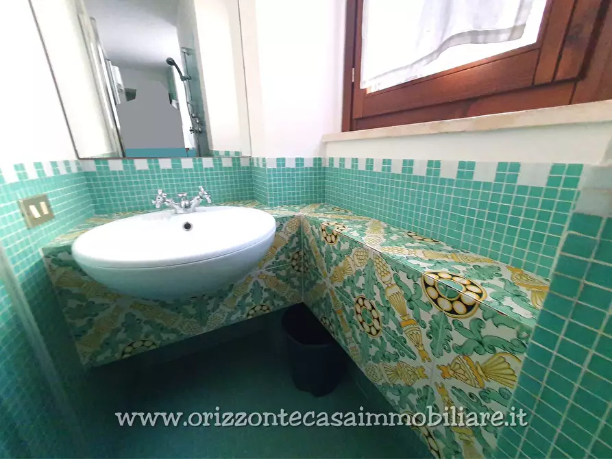 Immagine 30 di Appartamento in vendita  a Ascoli Piceno