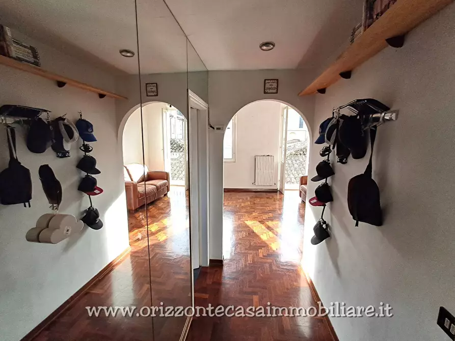 Immagine 6 di Appartamento in vendita  a Ascoli Piceno