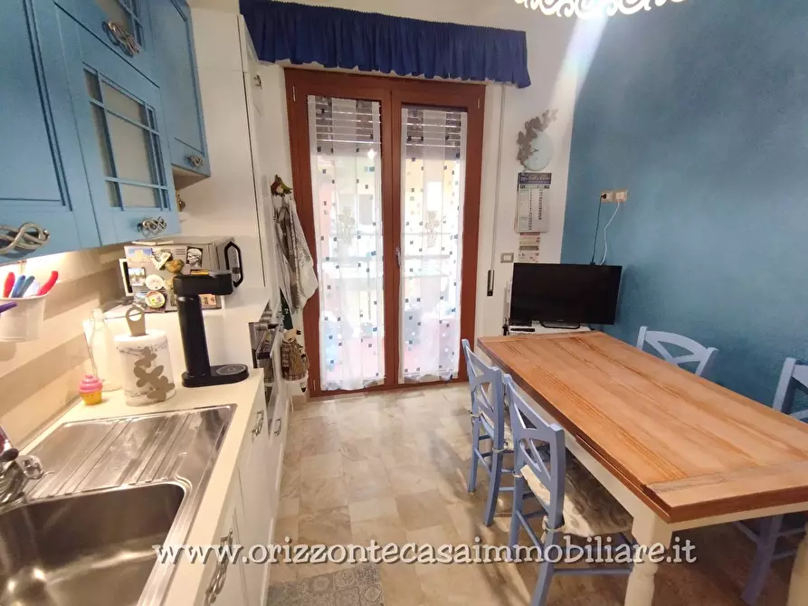 Immagine 9 di Appartamento in vendita  a Ascoli Piceno